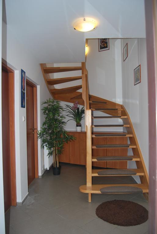 Villa Sorento Мєлно Екстер'єр фото